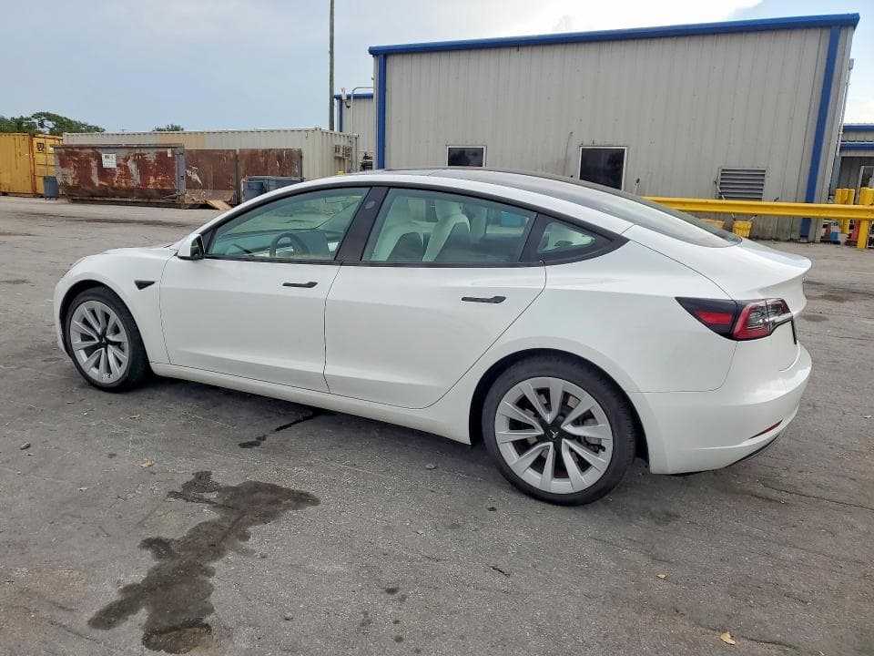 2023 TESLA MODEL 3 2