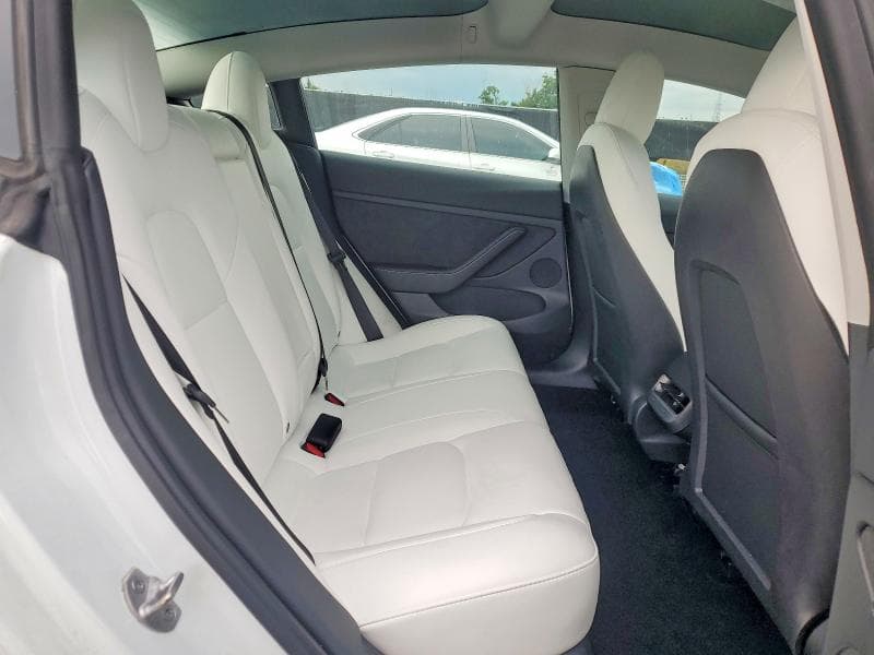2023 TESLA MODEL 3 10