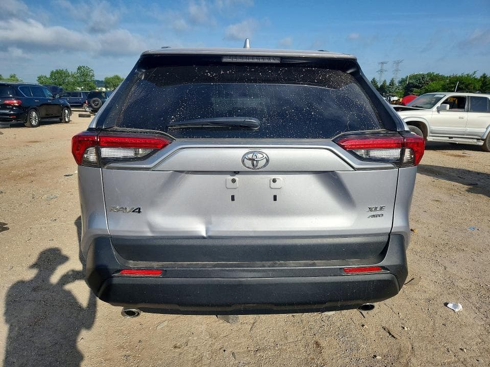 2024 TOYOTA RAV4 XLE XLE 6