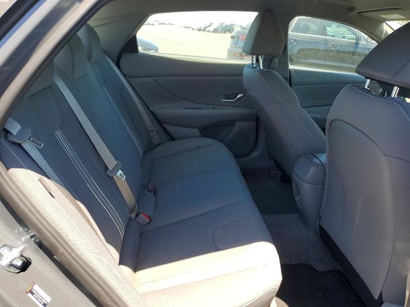 2025 HYUNDAI ELANTRA SEL SPORT 10