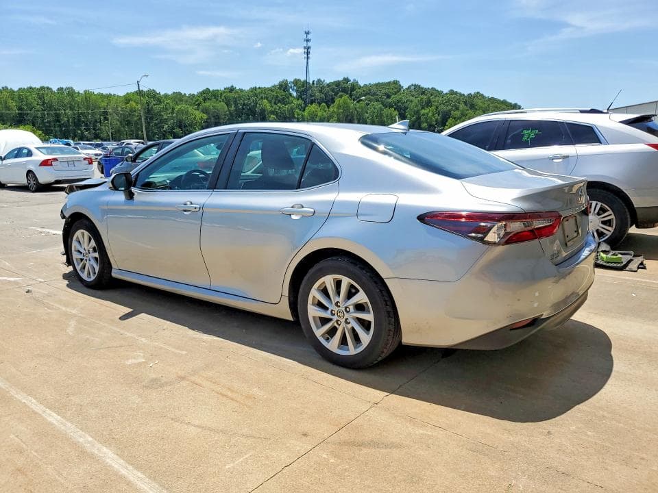 2022 TOYOTA CAMRY LE LE 2