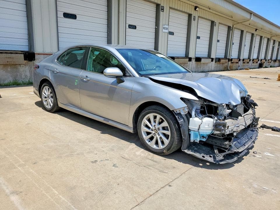 2022 TOYOTA CAMRY LE LE 4