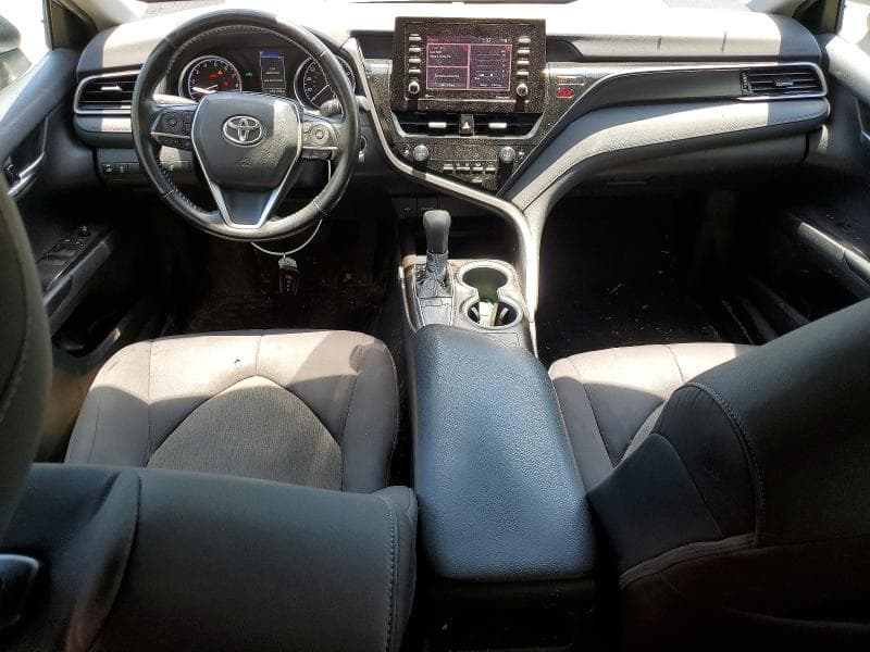 2022 TOYOTA CAMRY LE LE 8