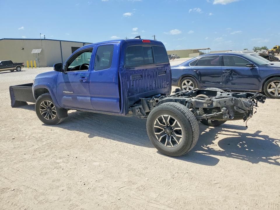2023 TOYOTA TACOMA TRD SPORT 2