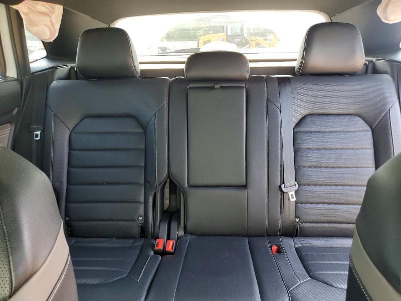 2021 VOLKSWAGEN ATLAS CROSS SPORT SEL PREMIUM R-LINE 10