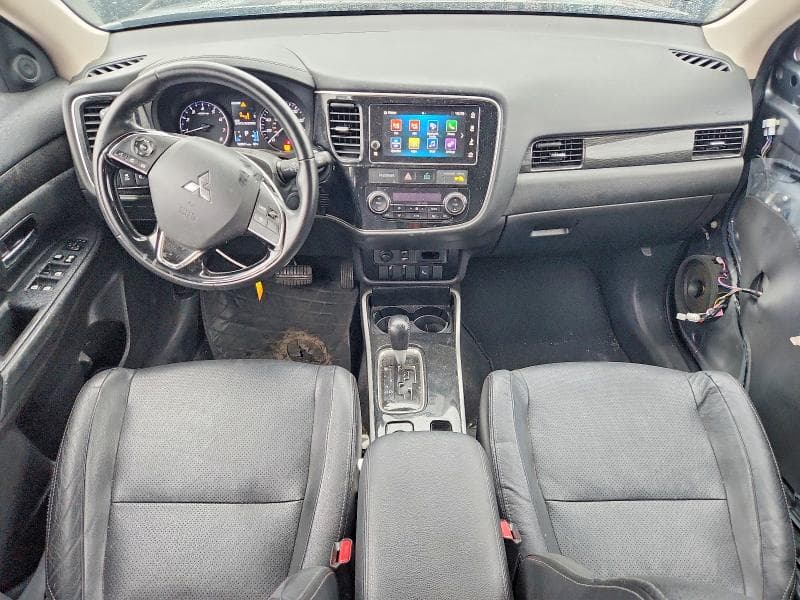 2018 MITSUBISHI OUTLANDER SE SE 8