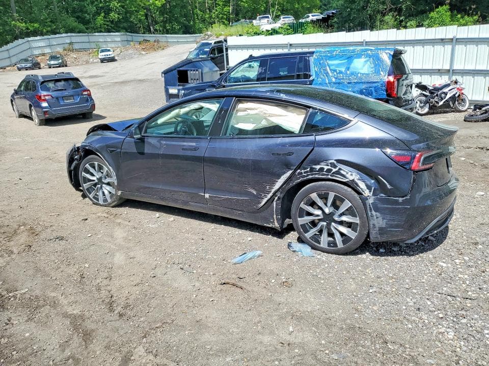 2024 TESLA 3 2