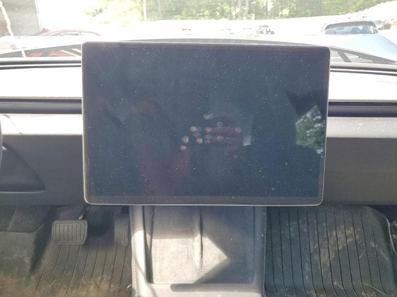 2024 TESLA 3 9