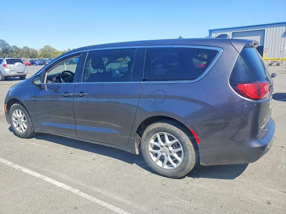 2020 CHRYSLER VOYAGER LX LX 2