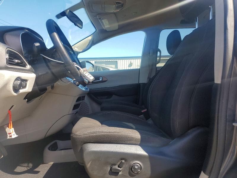 2020 CHRYSLER VOYAGER LX LX 7