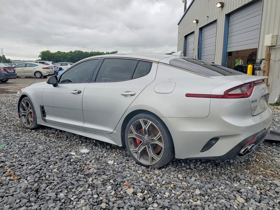 2018 KIA STINGER GT2 2