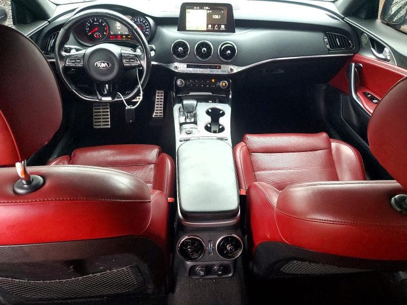 2018 KIA STINGER GT2 8