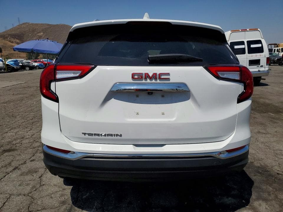 2024 GMC TERRAIN SLT 6