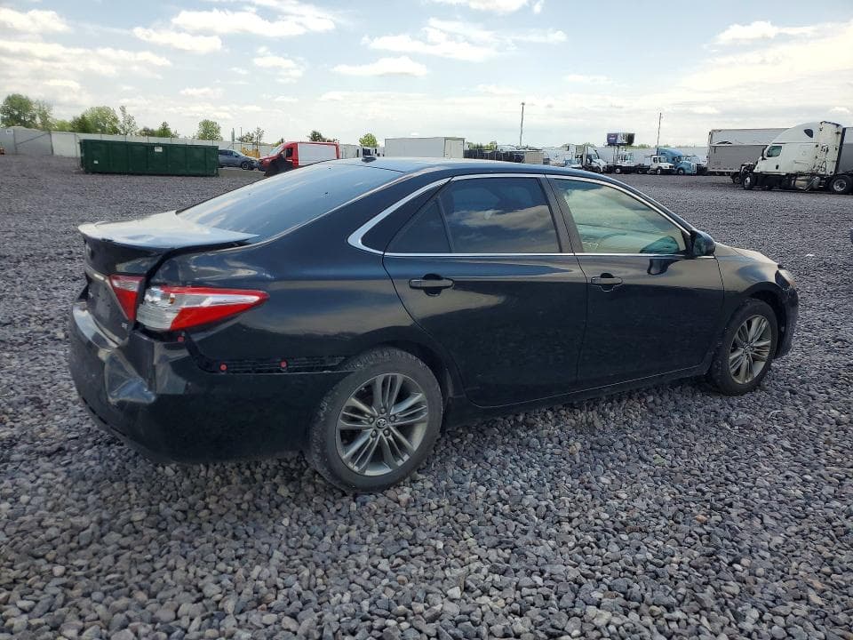 2017 TOYOTA CAMRY SE SE 3
