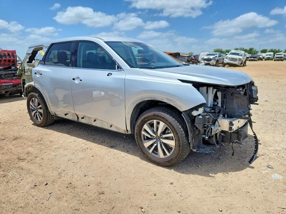 2022 NISSAN PATHFINDER SL 4