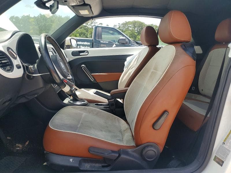 2017 VOLKSWAGEN BEETLE S/SE S/SE 7