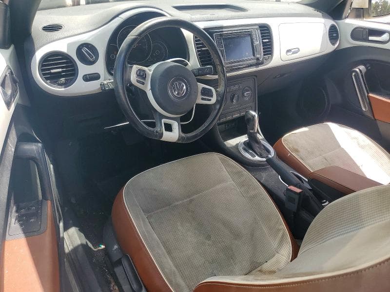 2017 VOLKSWAGEN BEETLE S/SE S/SE 8