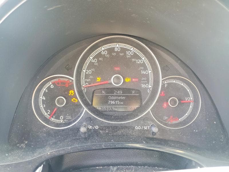 2017 VOLKSWAGEN BEETLE S/SE S/SE 9