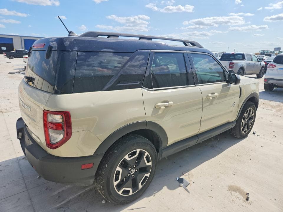 2024 FORD BRONCO SPORT OUTER BANKS 3