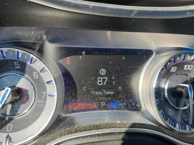 2019 CHRYSLER 300 LIMITED 9