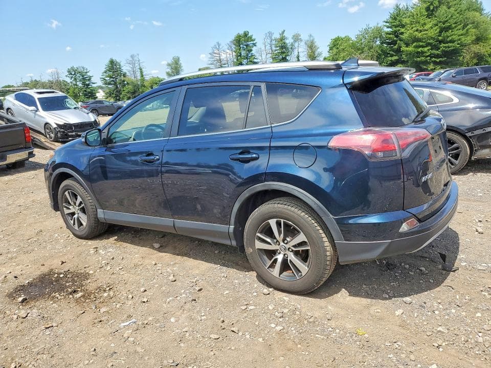 2018 TOYOTA RAV4 XLE 2