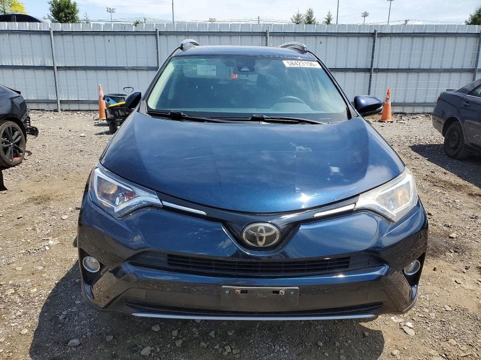 2018 TOYOTA RAV4 XLE 5