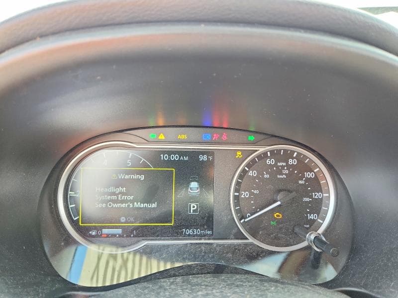 2018 NISSAN KICKS SR 9