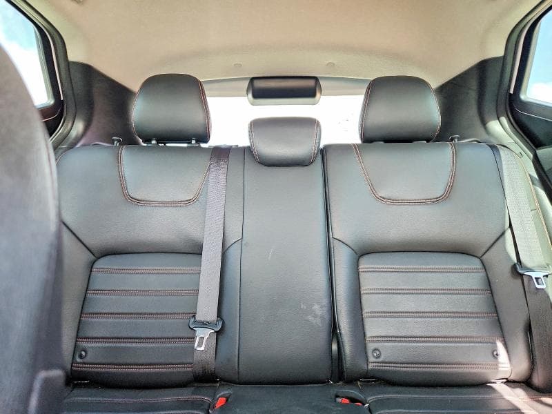2018 NISSAN KICKS SR 10