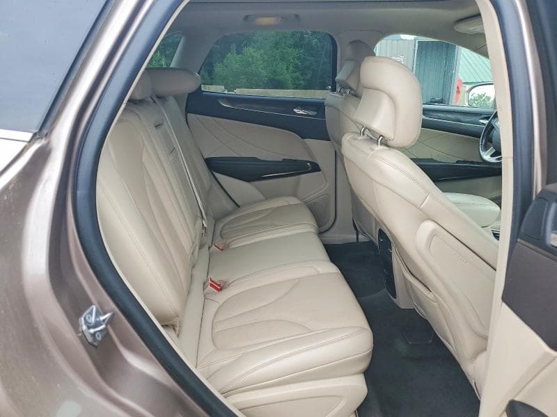2018 LINCOLN MKC RESERVE 11