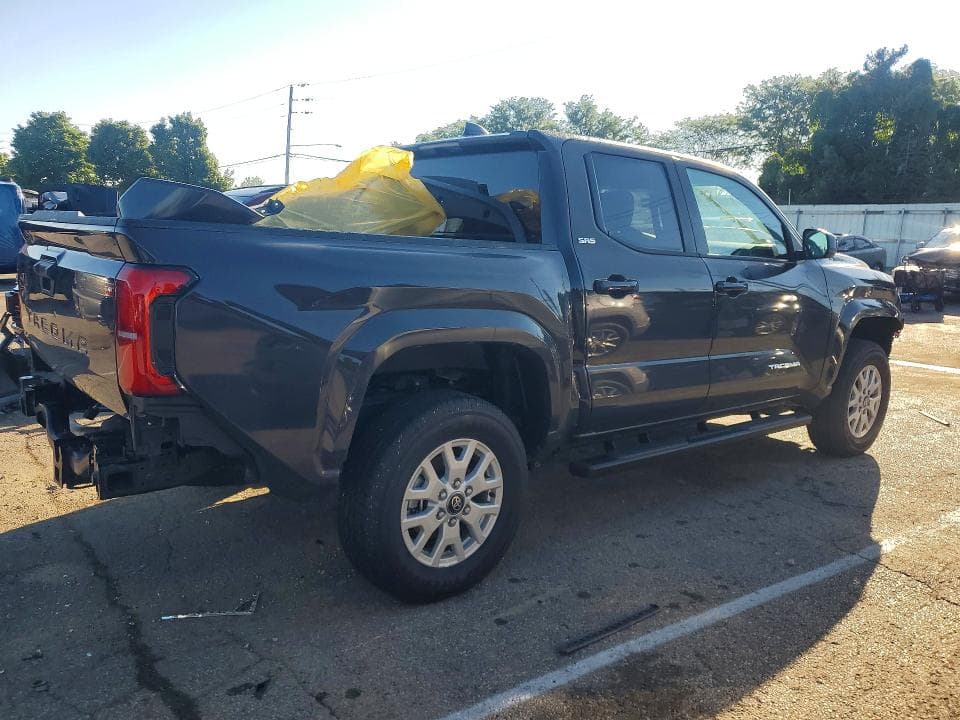 2025 TOYOTA TACOMA SR5 3