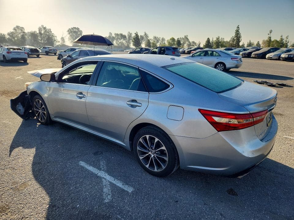 2018 TOYOTA AVALON XLE 2