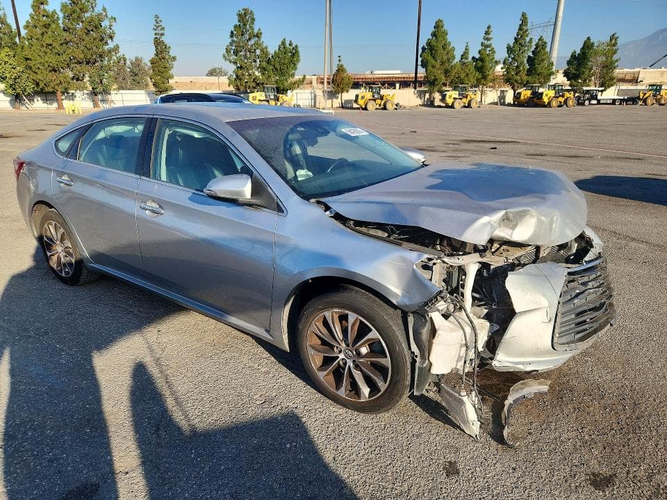 2018 TOYOTA AVALON XLE 4