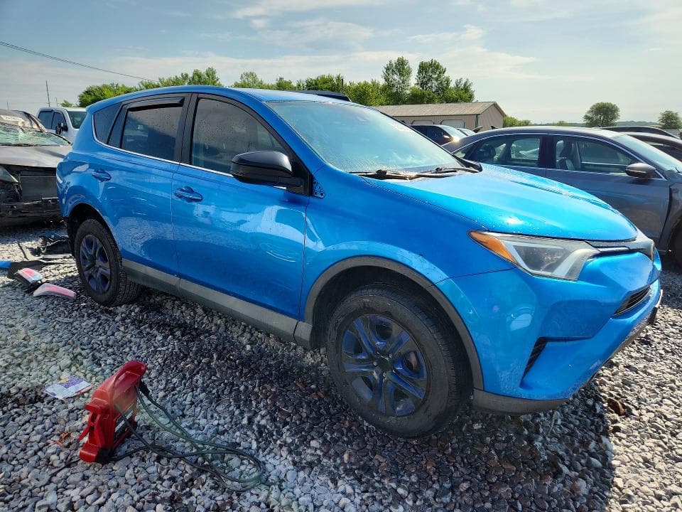 2017 TOYOTA RAV4 LE 4
