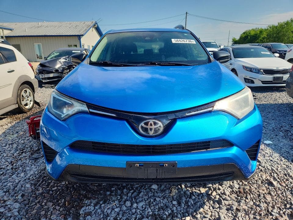 2017 TOYOTA RAV4 LE 5