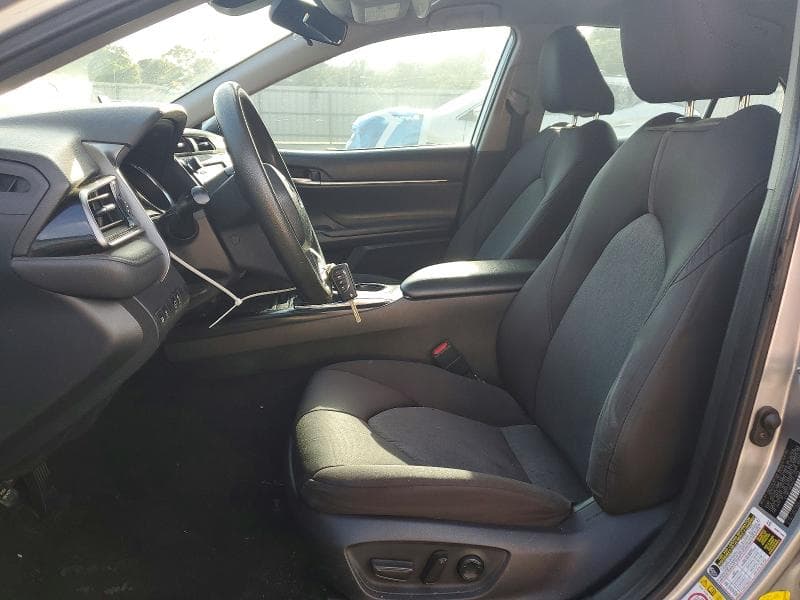 2019 TOYOTA CAMRY LE 7