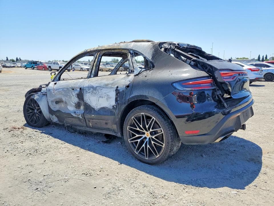 2022 PORSCHE MACAN 2