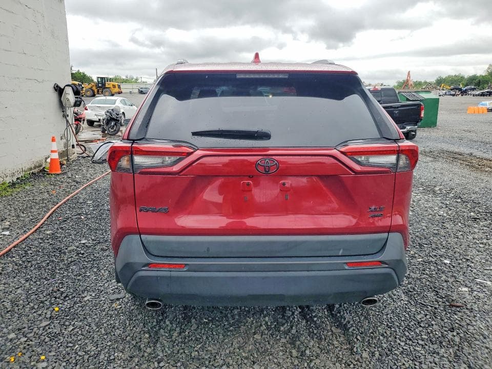 2024 TOYOTA RAV4 XLE PREMIUM 6