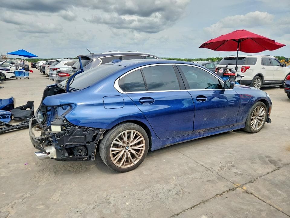 2024 BMW 330I 3