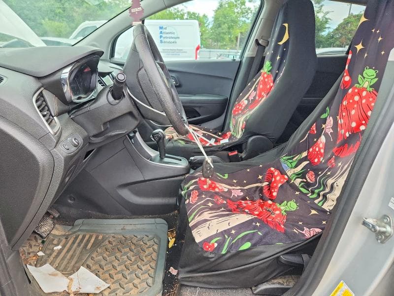2019 CHEVROLET TRAX 1LT 7