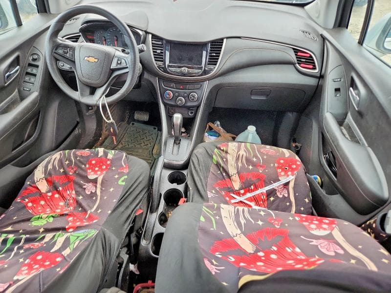 2019 CHEVROLET TRAX 1LT 8
