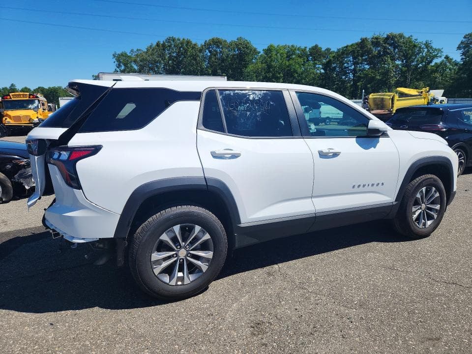 2026 CHEVROLET EQUINOX LT 3