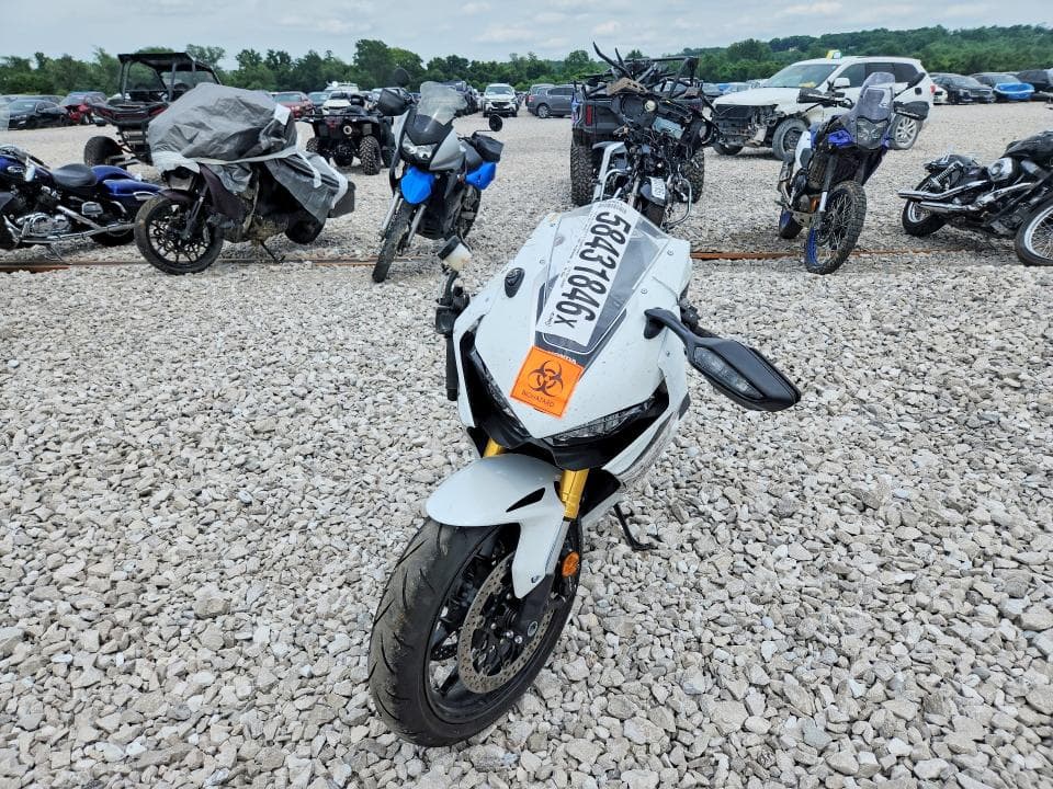 2026 HONDA CBR1000 RR 2