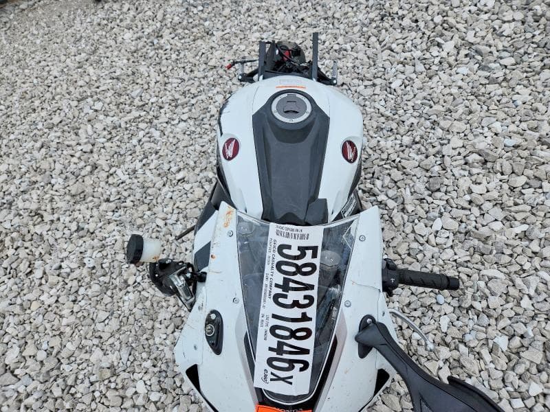 2026 HONDA CBR1000 RR 5