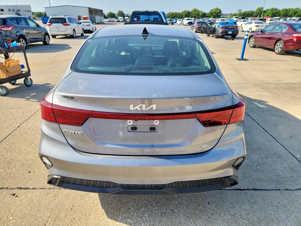 2023 KIA FORTE LXS 6