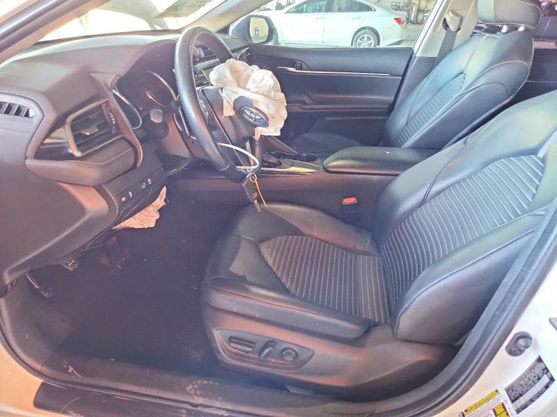 2020 TOYOTA CAMRY SE 7