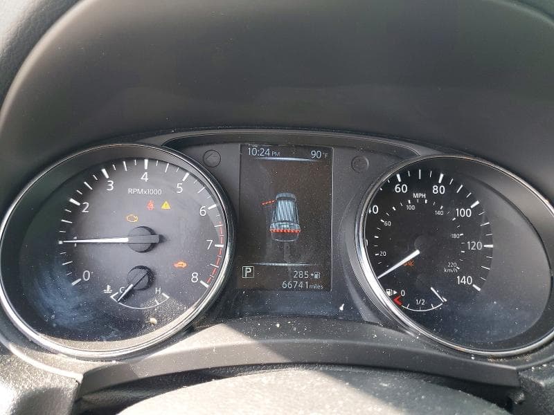 2017 NISSAN ROGUE SV 9