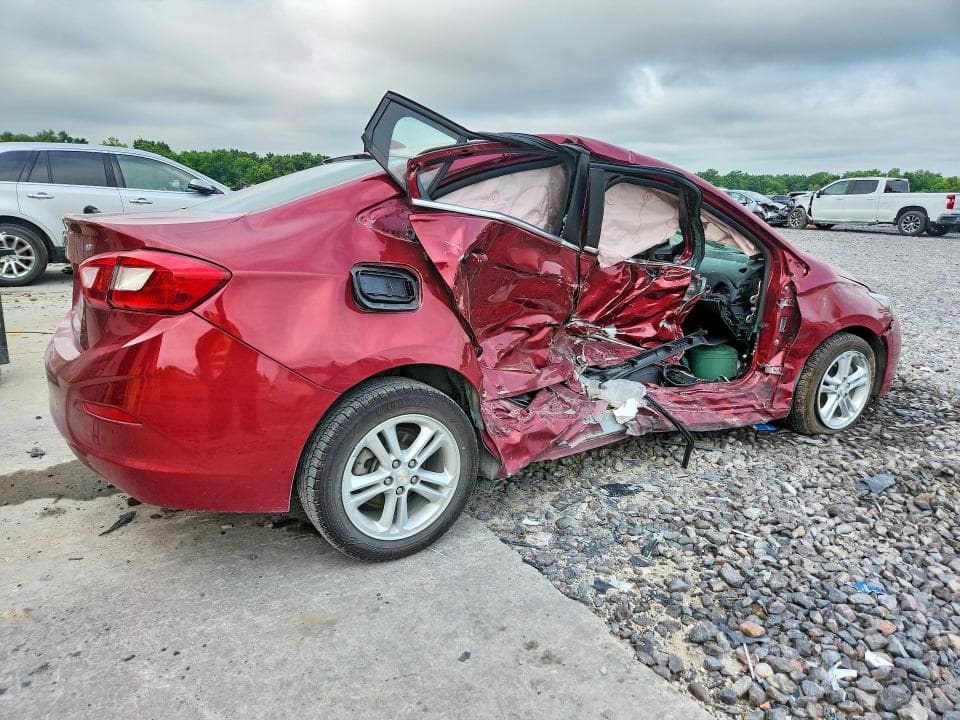 2018 CHEVROLET CRUZE 1LT 3