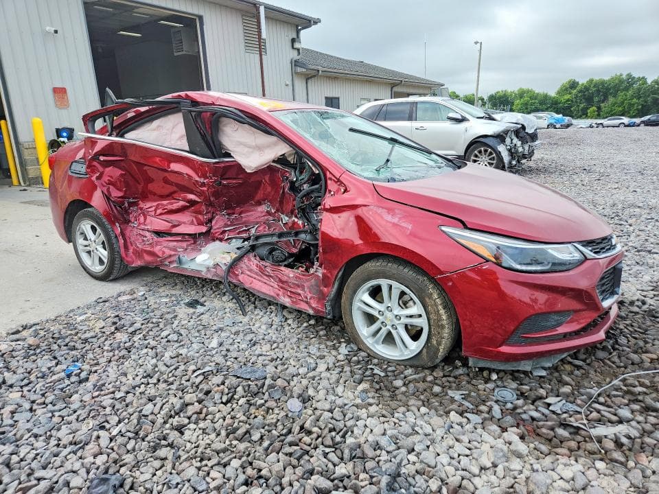 2018 CHEVROLET CRUZE 1LT 4