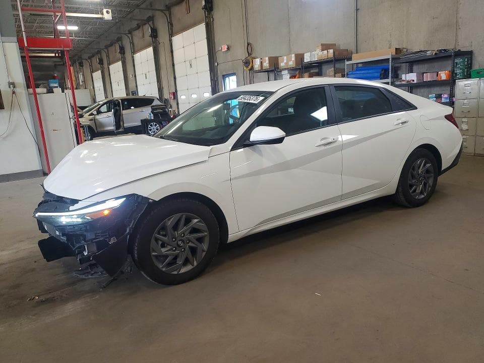 2024 HYUNDAI ELANTRA SEL 1