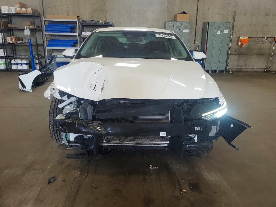 2024 HYUNDAI ELANTRA SEL 5